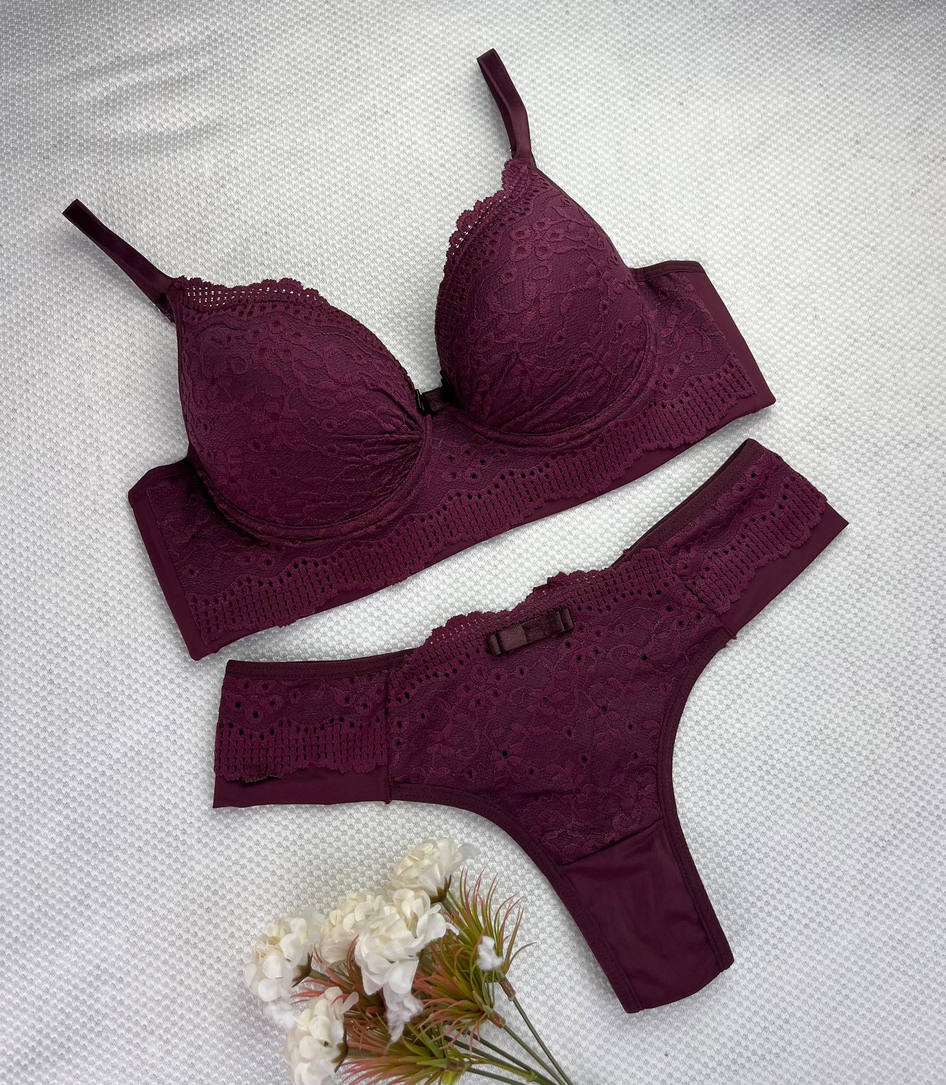 Set with Padding, Underwire, and Reinforced Lace Base | Ref: 210