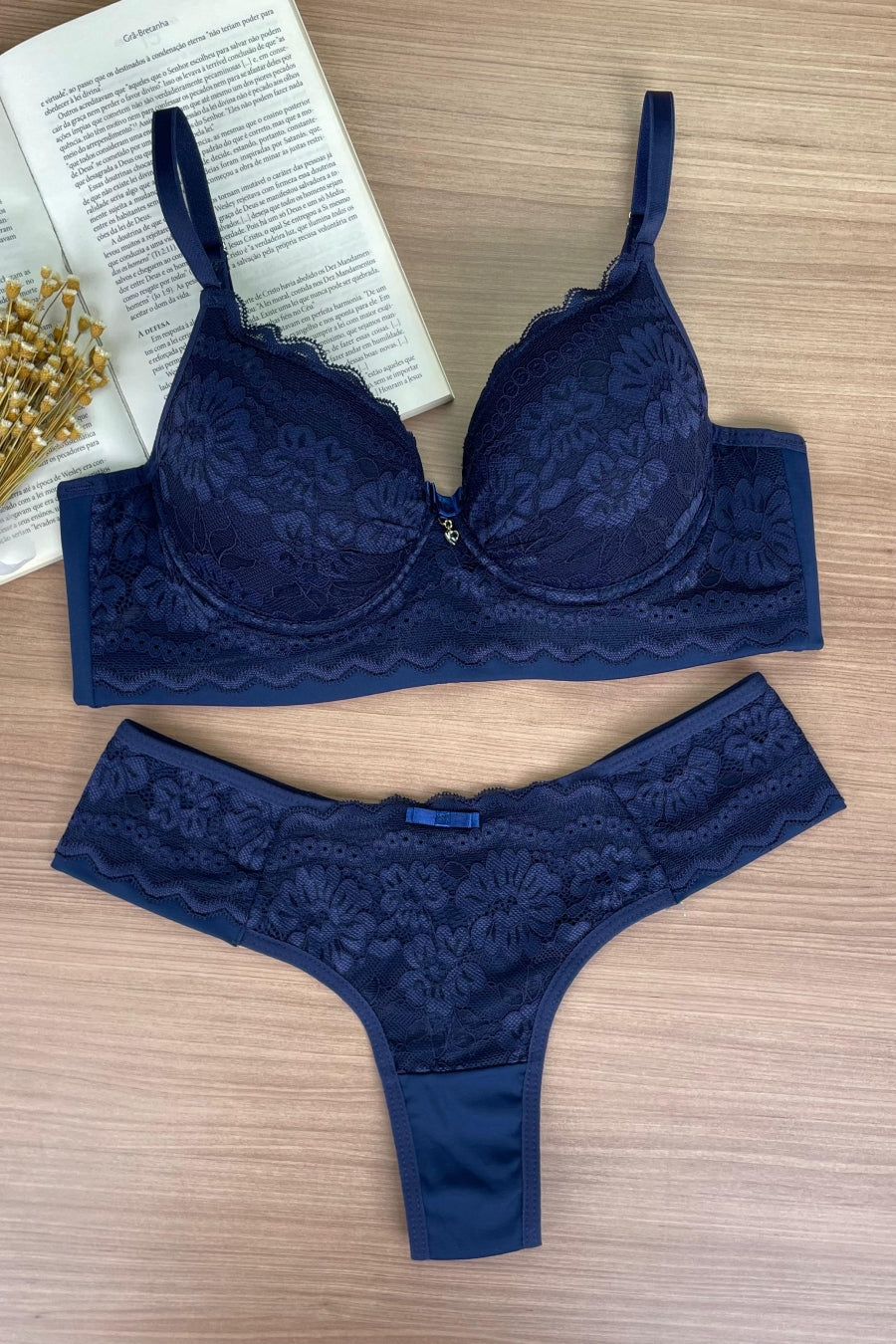 Set with Padding, Underwire, and Reinforced Lace Base | Ref: 210